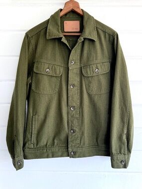 TAYLOR STITCH The Long Haul Jacket in Washed Olive Herringbone - 40